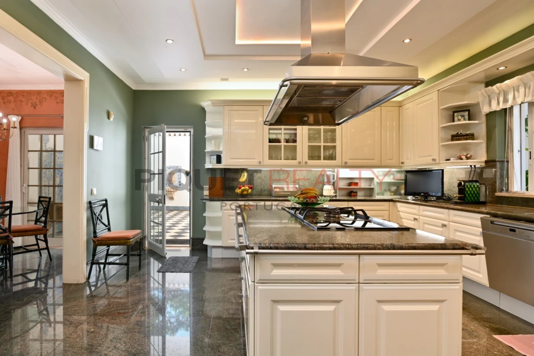 Moradia T6 para Venda em Cascais e Estoril Foto 22