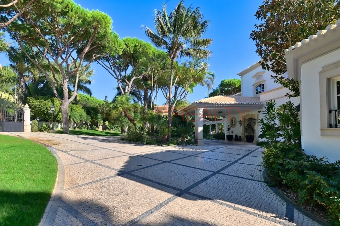 Moradia T6 para Venda em Cascais e Estoril Foto 32