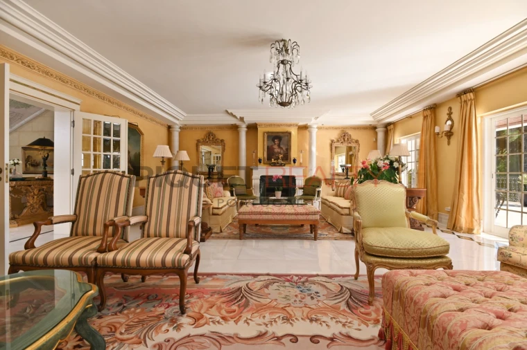 Moradia T6 para Venda em Cascais e Estoril Foto 10