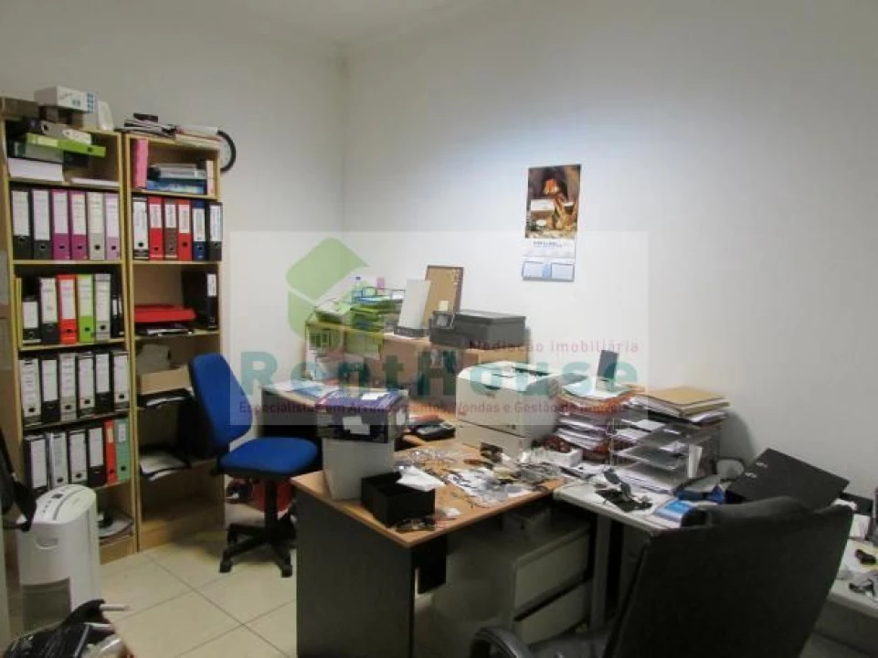 Loja para Venda em Paião Foto 6