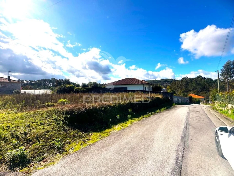 Terreno para Venda em Fonte Arcada e Oliveira Foto 3