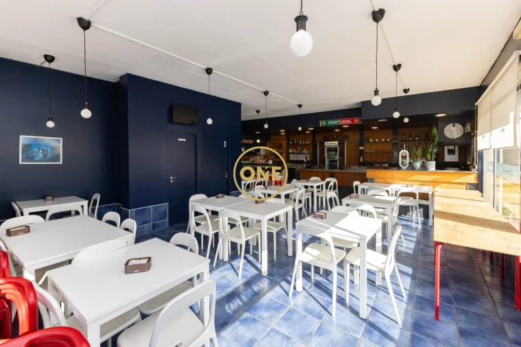 Negócio para Arrendamento em Aldoar, Foz do Douro e Nevogilde Foto 4