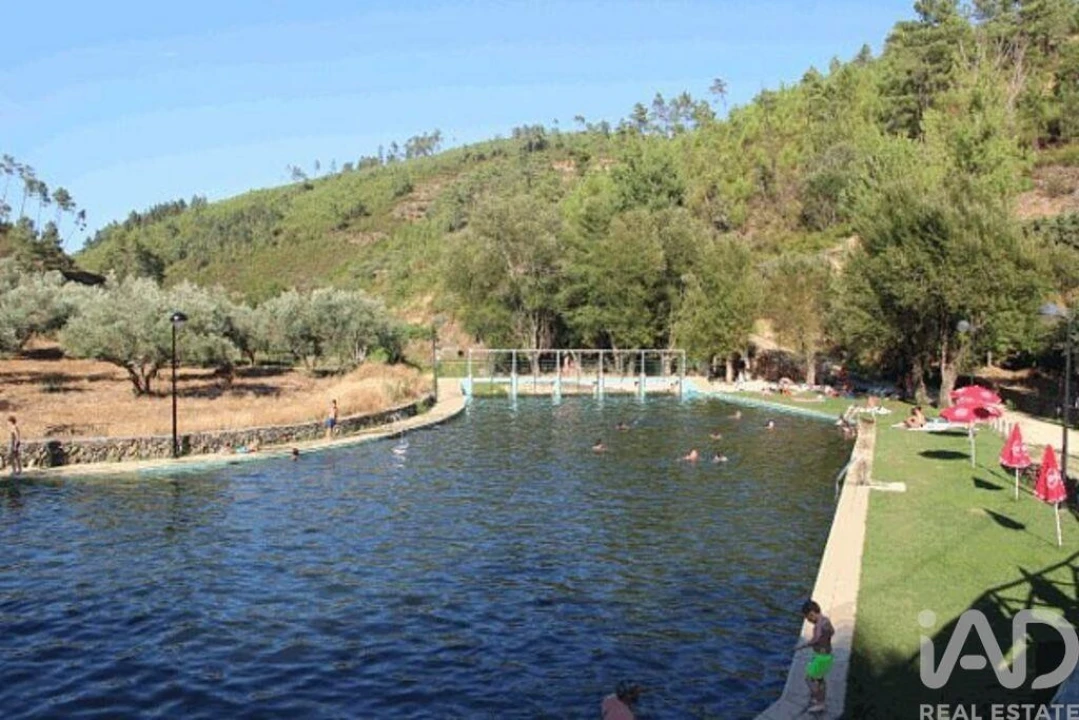 Moradia T4 para Venda em Sobreira Formosa e Alvito da Beira Foto 27