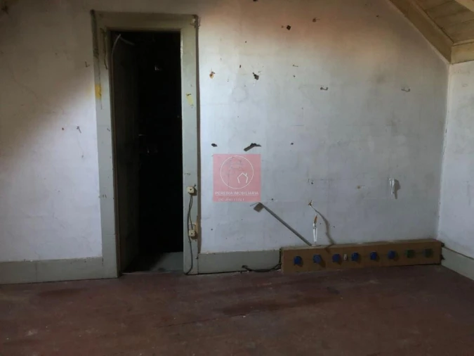 Prédio para Venda em Arcozelo Foto 33