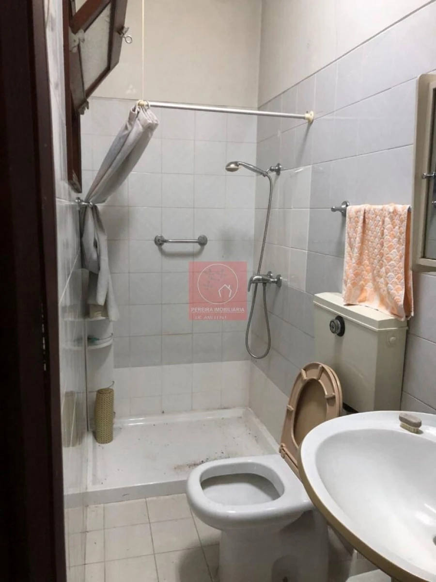 Prédio para Venda em Arcozelo Foto 23