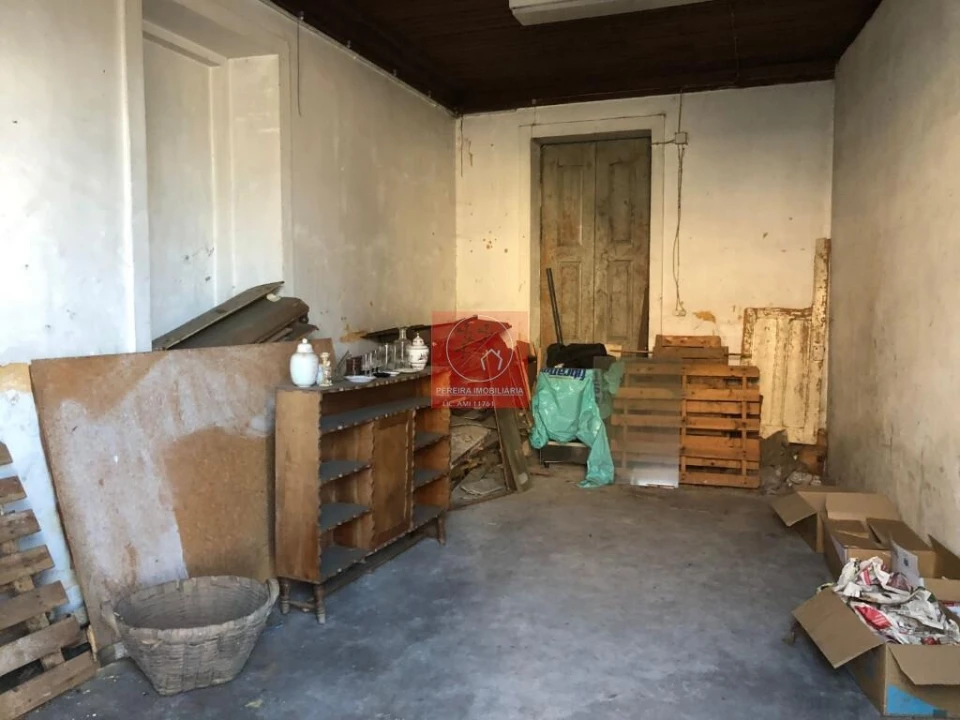 Prédio para Venda em Arcozelo Foto 38