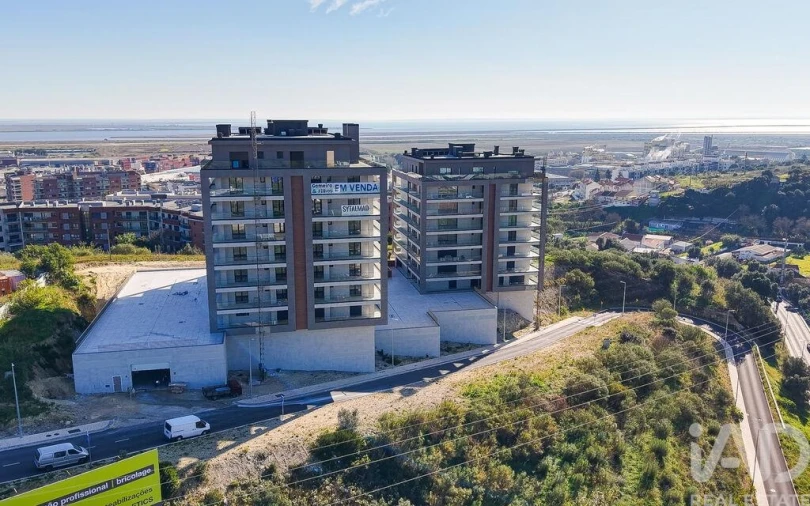 Apartamento T2 para Venda em Alverca do Ribatejo e Sobralinho Foto 27