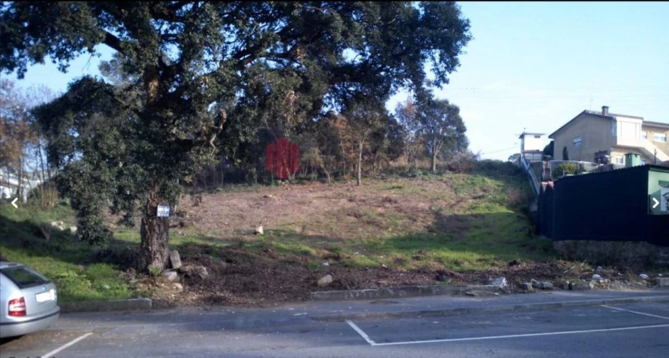 Terreno para Venda em Pedrouços Foto 1