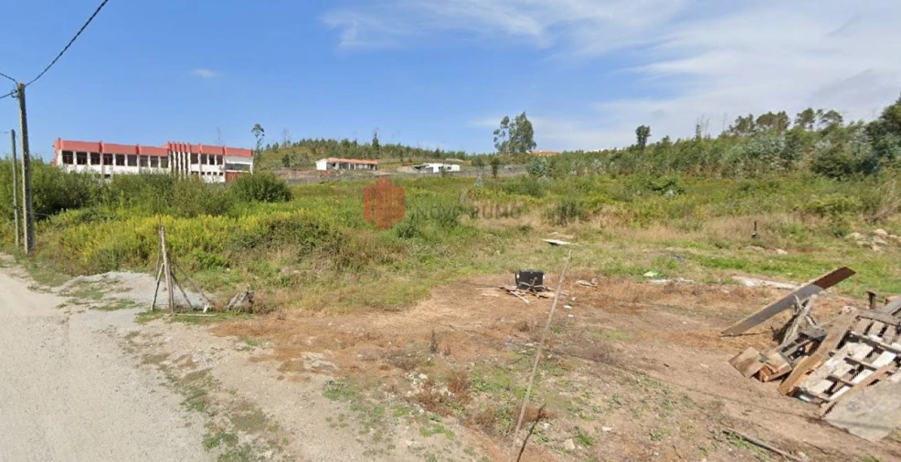 Terreno Comércio / Armazém para Venda em Coronado (São Romão e São Mamede) Foto 1
