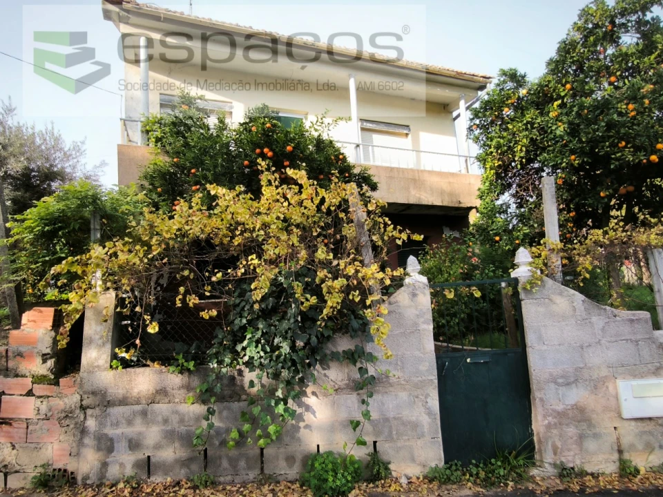 Moradia T3 para Venda em Sarzedas Foto 2