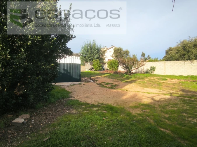 Moradia T3 para Venda em Sarzedas Foto 8