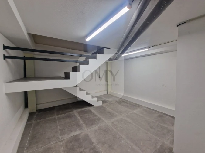 Loja para Arrendamento em Nossa Senhora da Conceição, São Pedro e São Dinis Foto 5