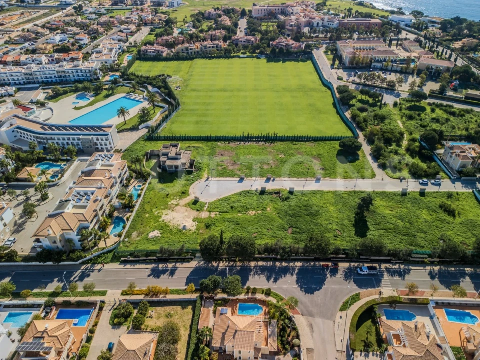 Terreno para Venda em Lagos (São Sebastião e Santa Maria) Foto 9