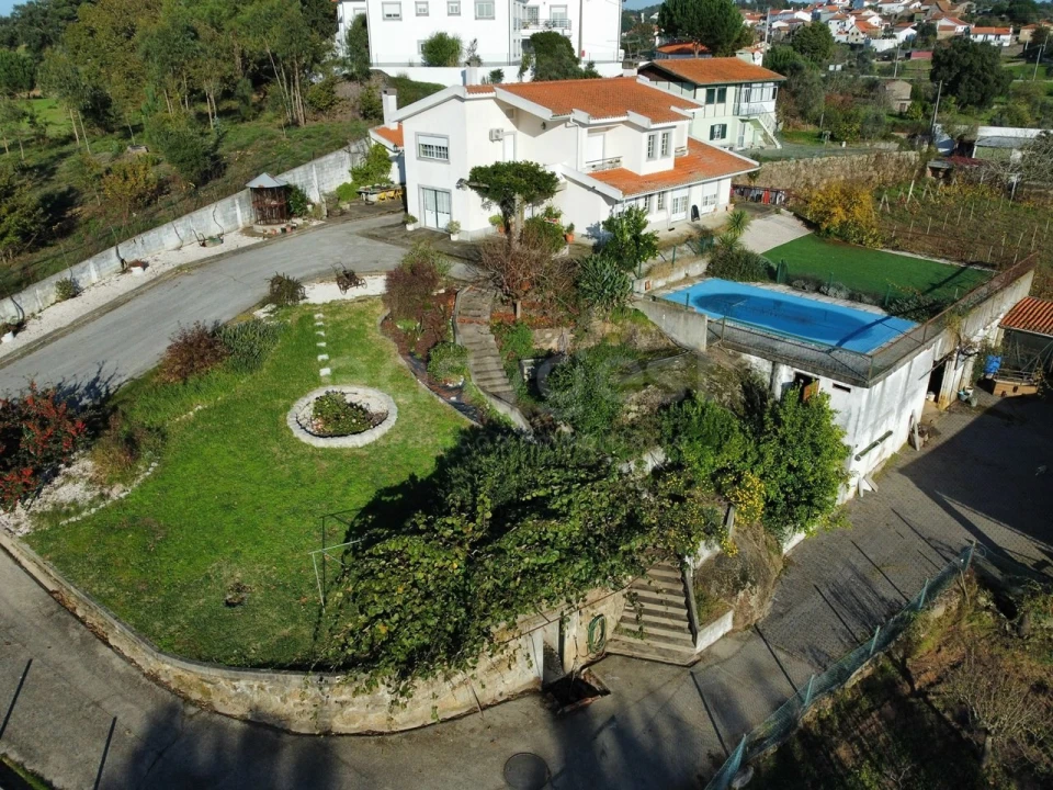 Quinta T5 para Venda em Ázere e Covelo Foto 3