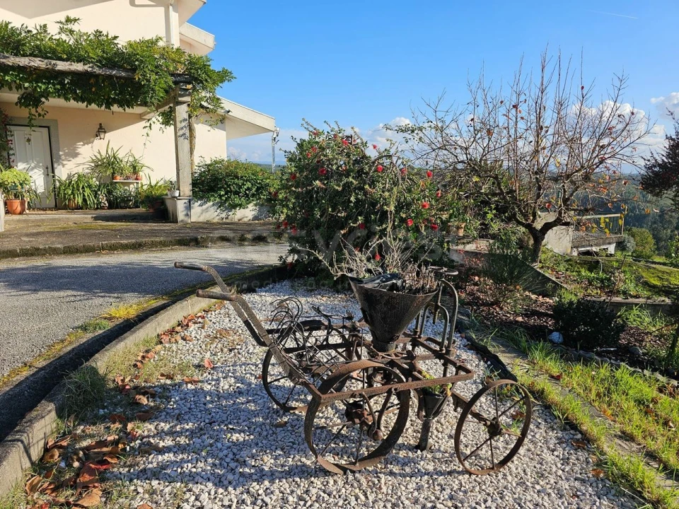 Quinta T5 para Venda em Ázere e Covelo Foto 39