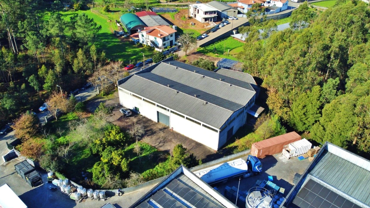 Armazém para Venda em Bougado (São Martinho e Santiago) Foto 14