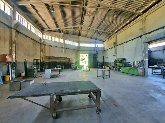 Armazém para Venda em Bougado (São Martinho e Santiago) Foto 8