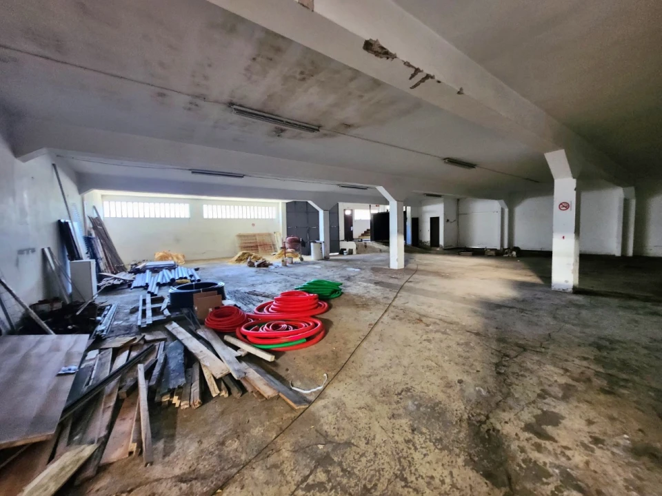 Armazém para Arrendamento em Maceda Foto 4