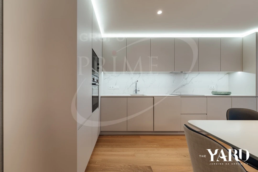 Apartamento T4 para Venda em Santa Marinha e São Pedro da Afurada Foto 7