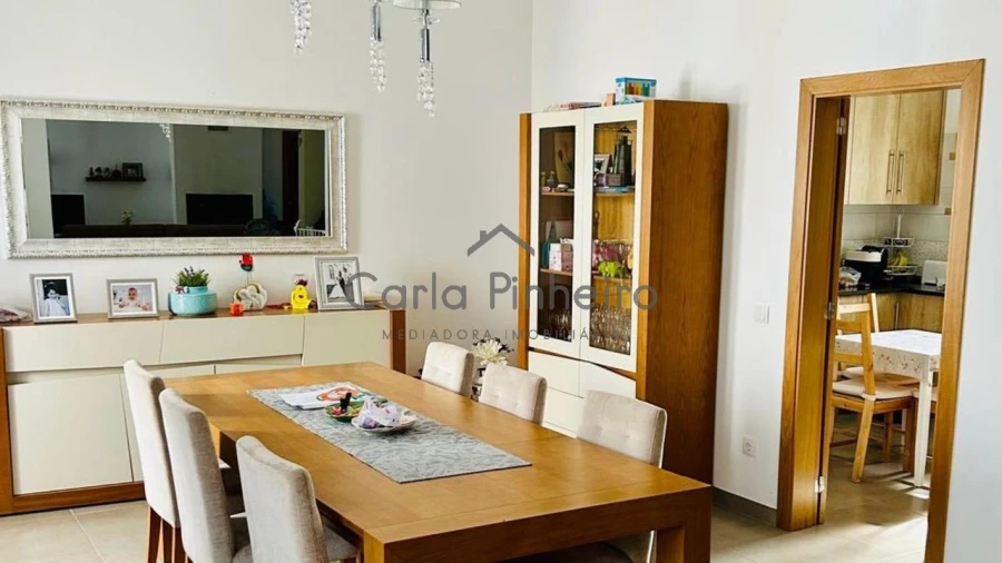 Moradia T4 para Venda em Cercal Foto 3