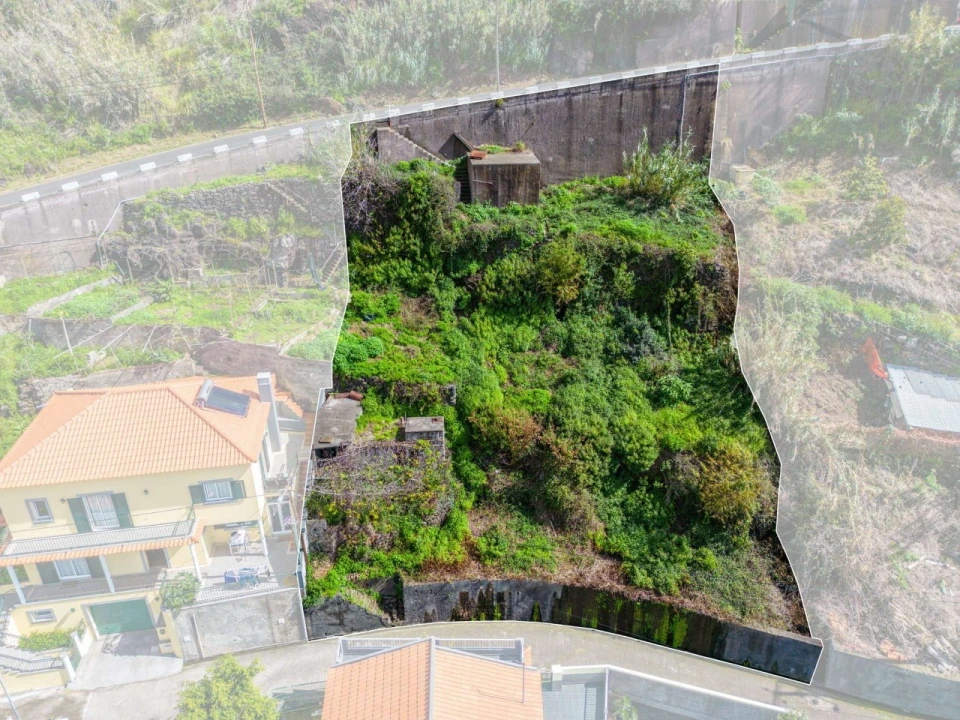 Terreno para Venda em Calheta Foto 14