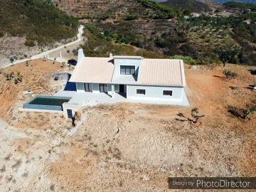 Moradia T4 para Venda em Silves