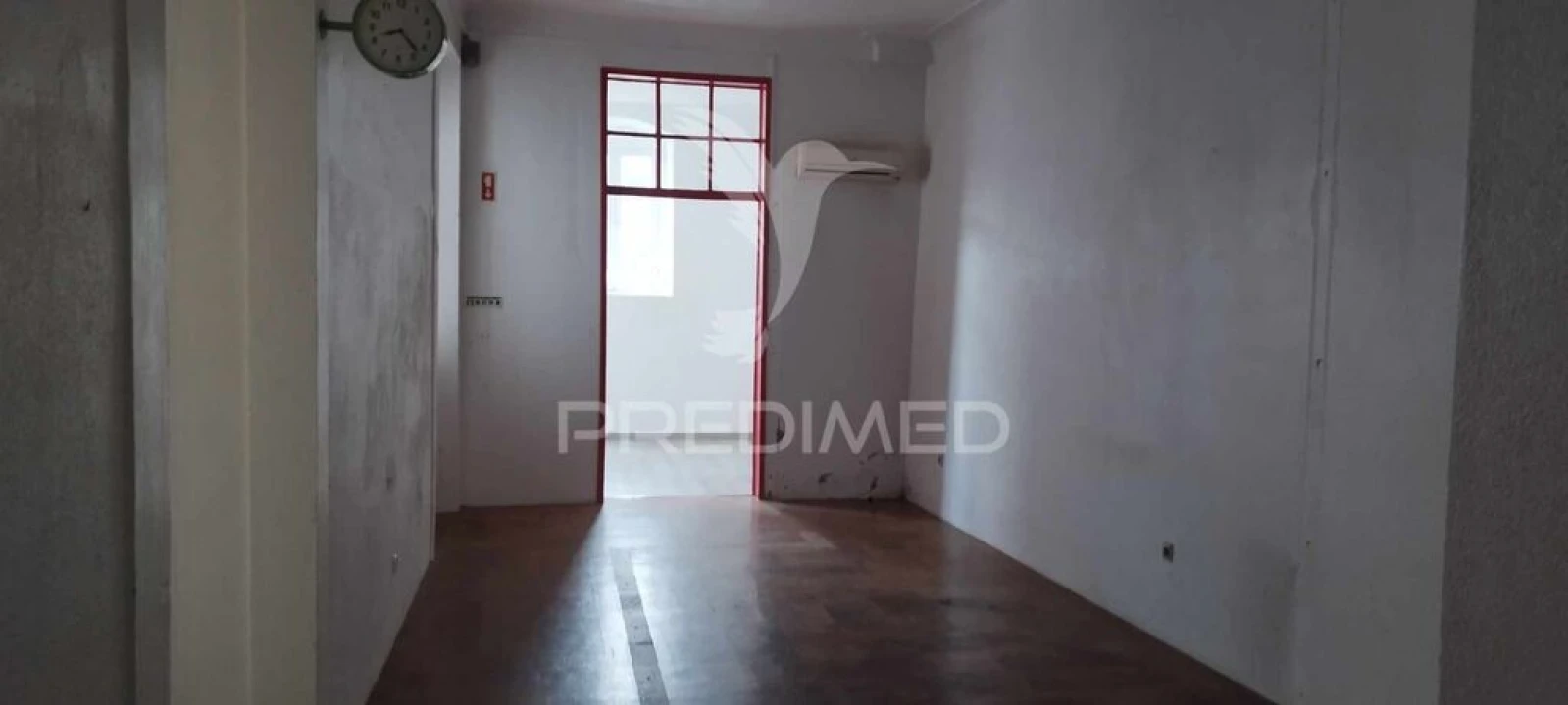 Loja para Arrendamento em São João Baptista Foto 1