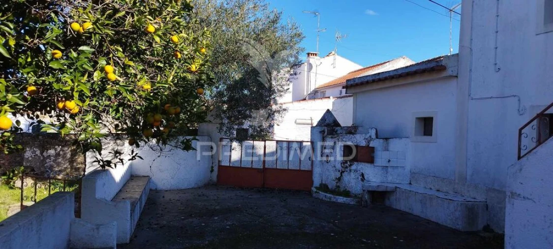 Moradia T3 para Venda em Beirã Foto 5