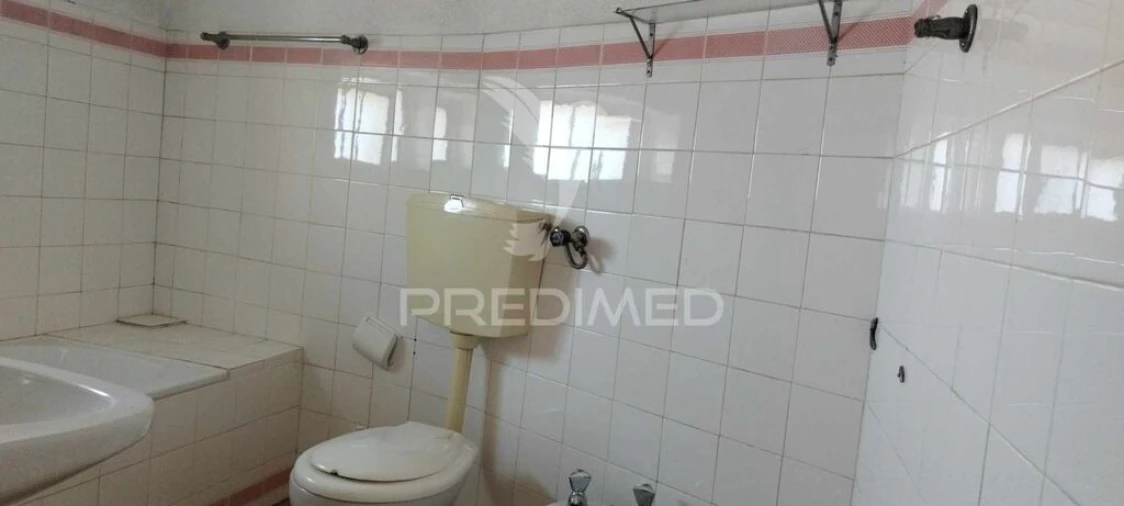 Moradia T3 para Venda em Beirã Foto 9