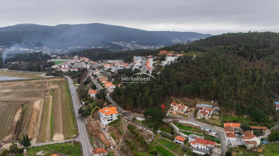 Terreno para Venda em Abade de Neiva Foto 11