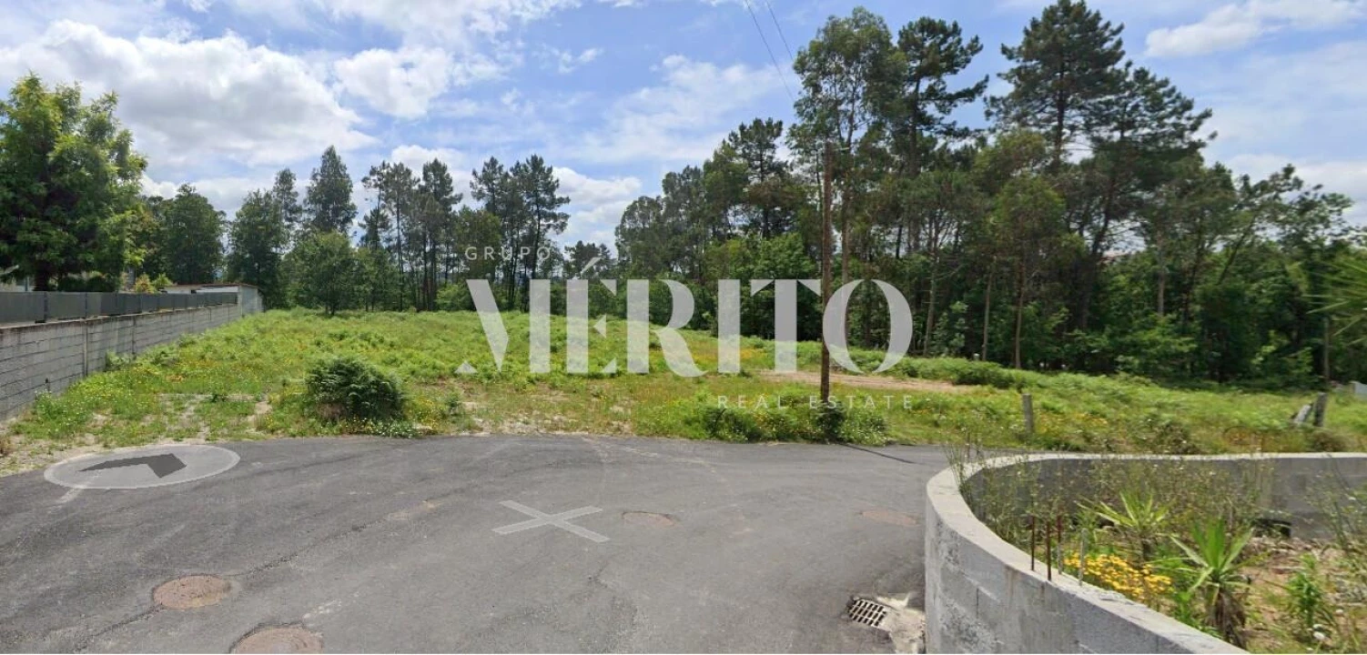 Terreno para Venda em Vila Verde e Barbudo Foto 2