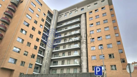 Apartamento T2 para Venda em Lordelo do Ouro e Massarelos