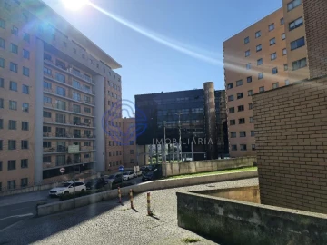 Apartamento T2 para Venda em Lordelo do Ouro e Massarelos