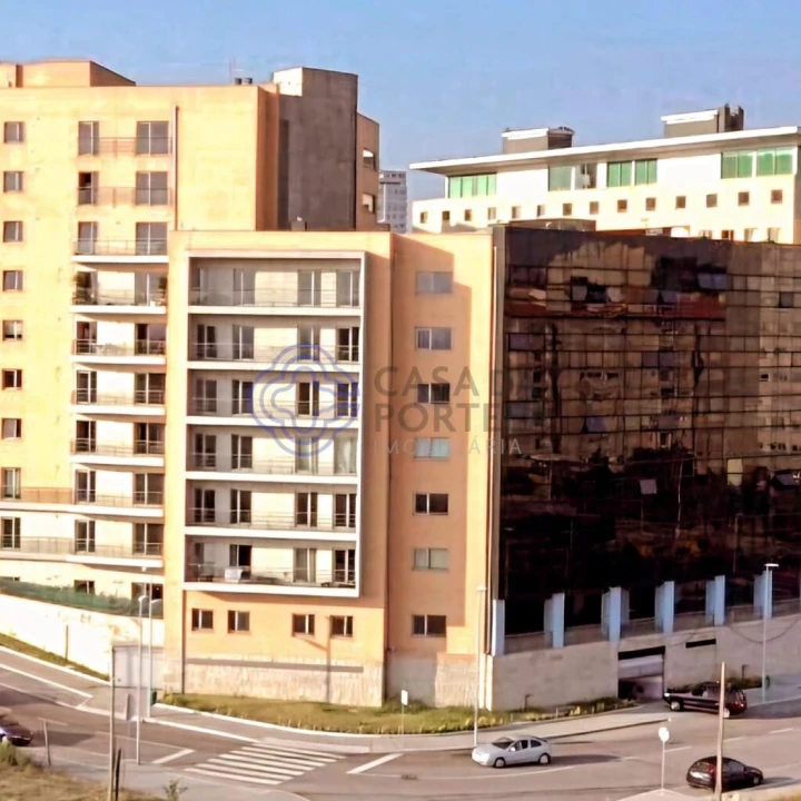 Apartamento T2 para Venda em Lordelo do Ouro e Massarelos Foto 46
