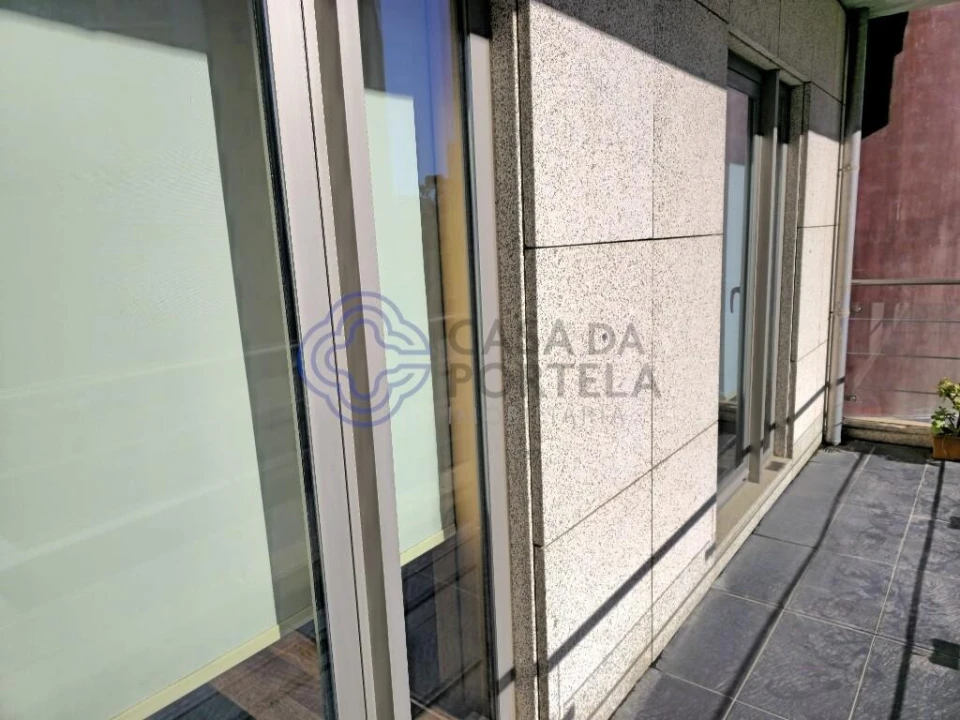 Apartamento T2 para Venda em Lordelo do Ouro e Massarelos Foto 19