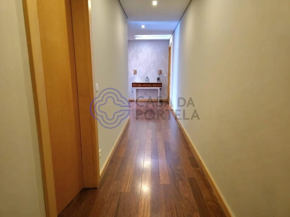 Apartamento T2 para Venda em Lordelo do Ouro e Massarelos Foto 14