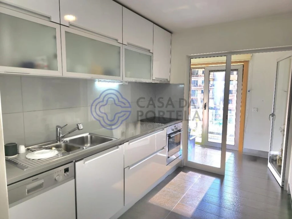 Apartamento T2 para Venda em Lordelo do Ouro e Massarelos Foto 7
