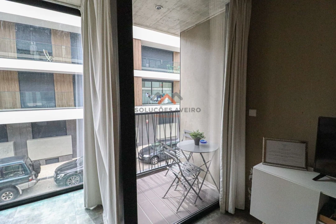Apartamento T1 para Venda em Glória e Vera Cruz Foto 5