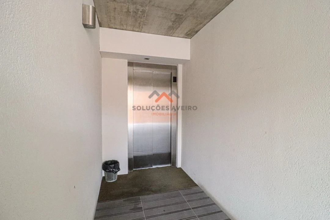 Apartamento T1 para Venda em Glória e Vera Cruz Foto 18