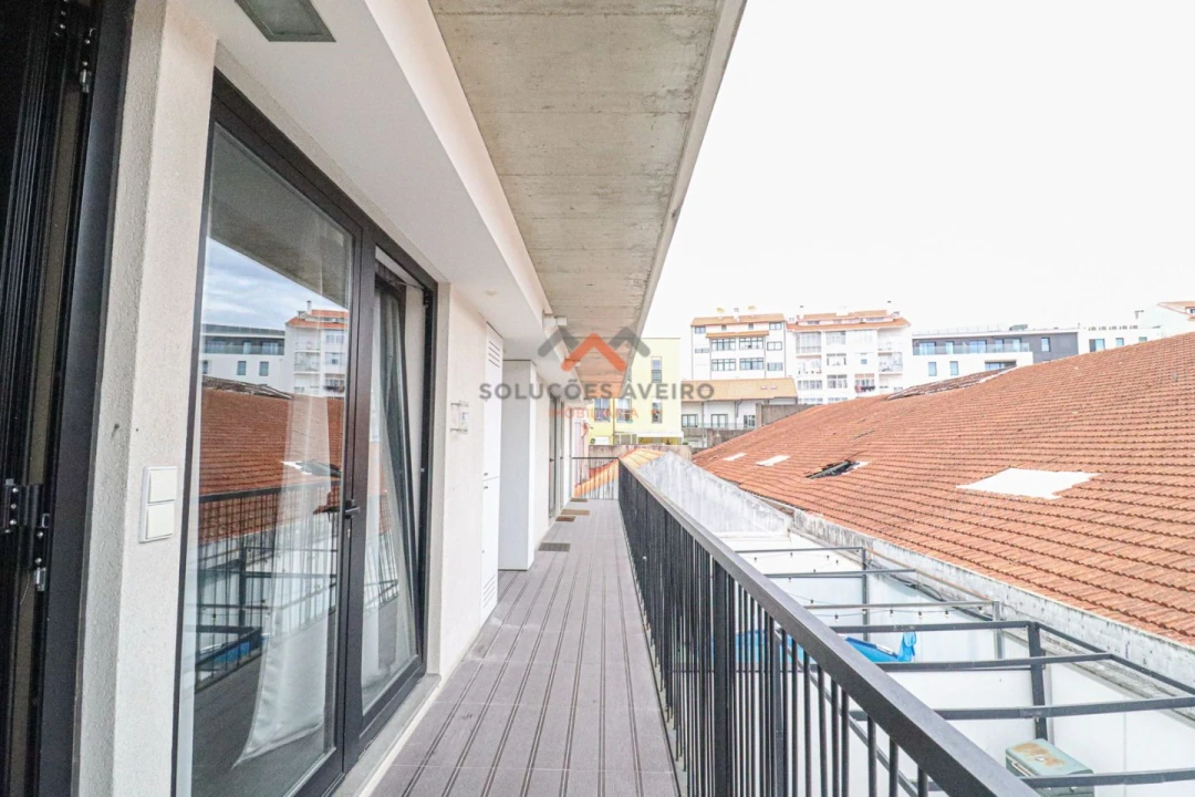 Apartamento T1 para Venda em Glória e Vera Cruz Foto 19