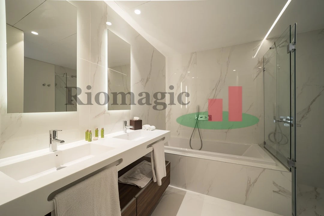 Apartamento T3 para Venda em Parque das Nações Foto 6