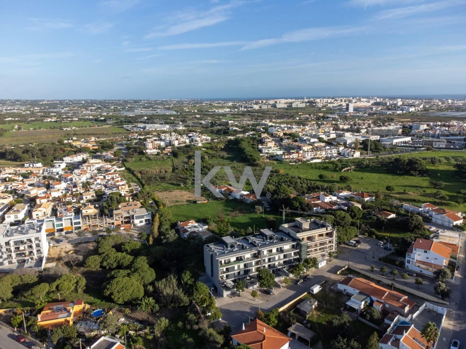 Apartamento T2 para Venda em Faro (Sé e São Pedro) Foto 3