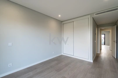 Apartamento T2 para Venda em Faro (Sé e São Pedro)