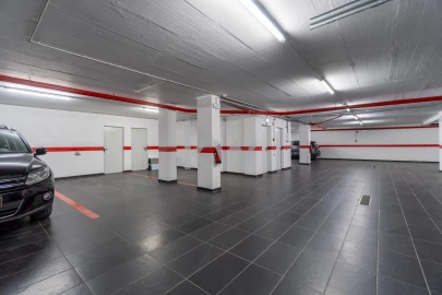 Apartamento T2 para Venda em Faro (Sé e São Pedro)