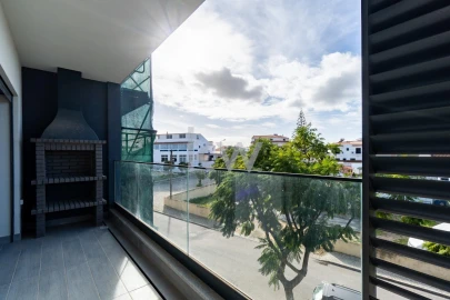 Apartamento T2 para Venda em Faro (Sé e São Pedro)