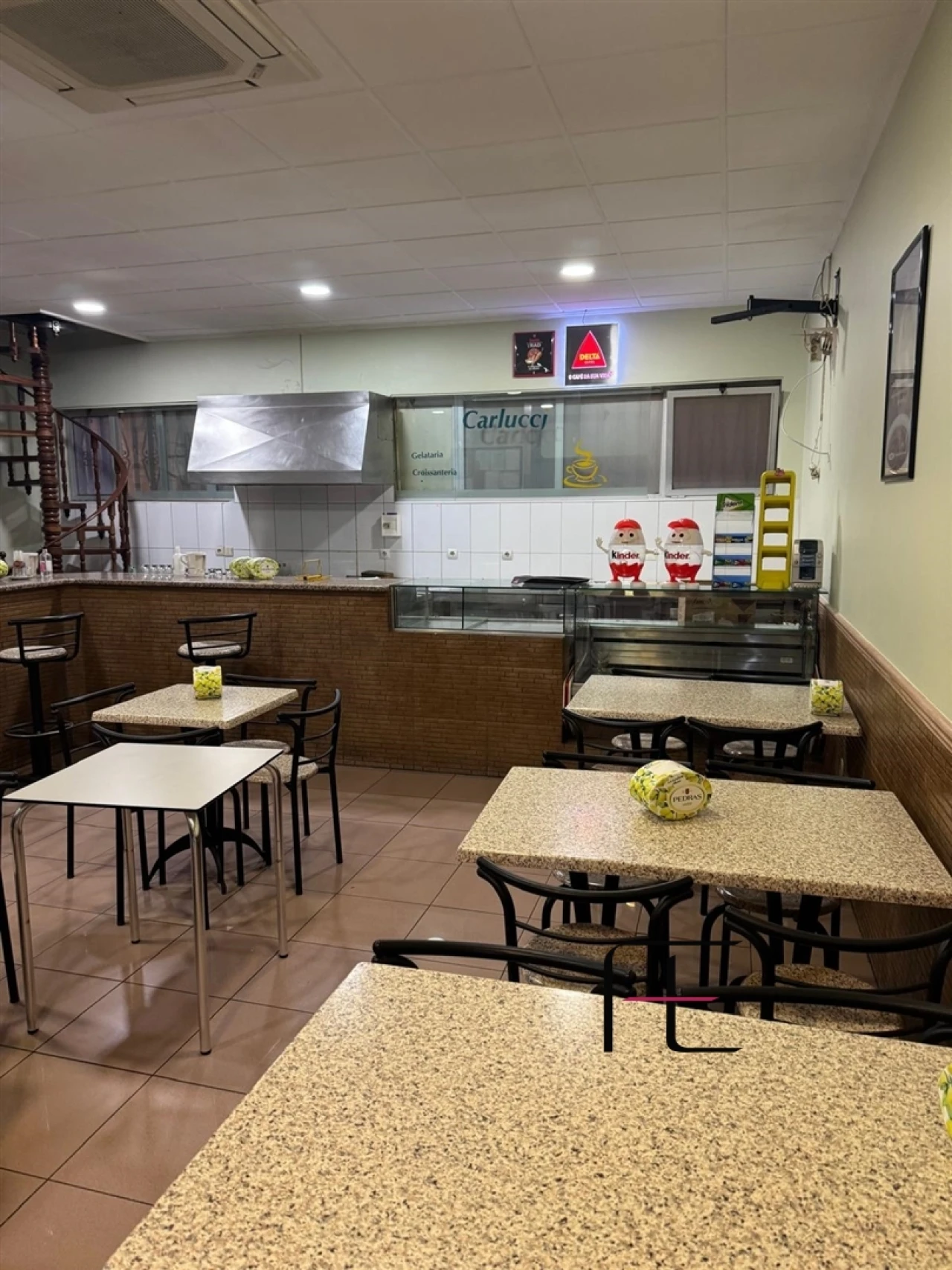 Negócio para Arrendamento em Cidade da Maia Foto 5