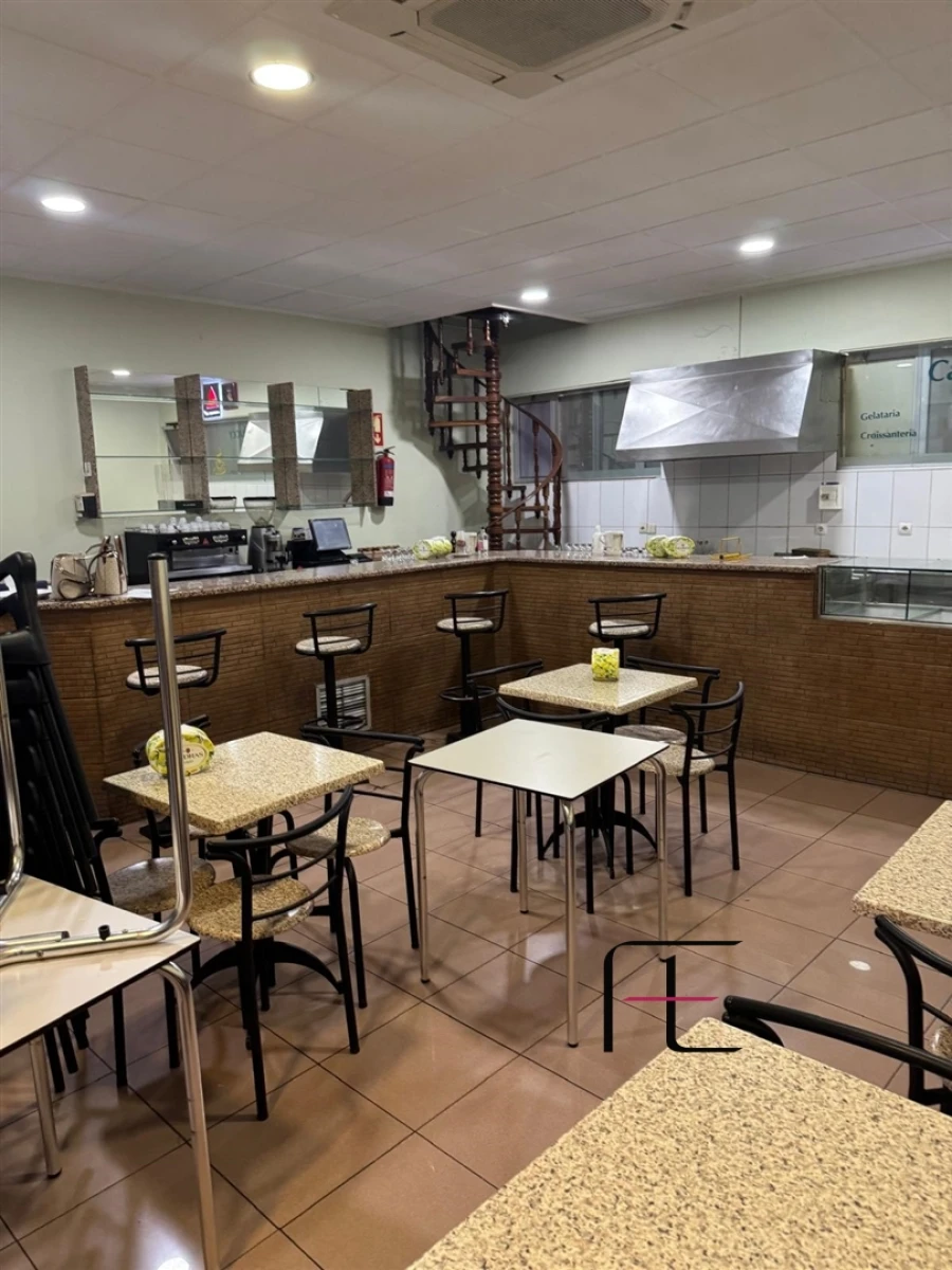 Negócio para Arrendamento em Cidade da Maia