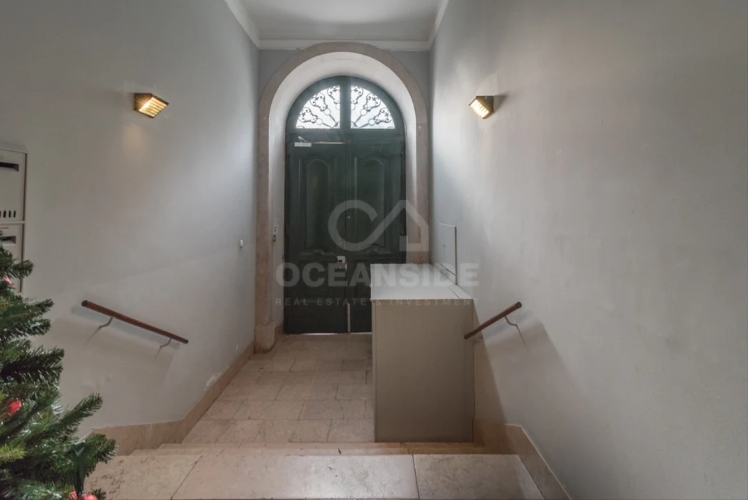 Apartamento T6 para Venda em Misericórdia Foto 17