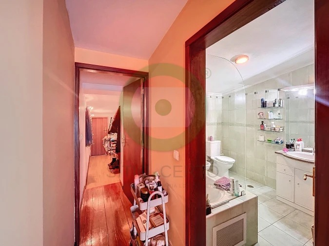 Apartamento T3 para Venda em Santa Maria Maior Foto 17