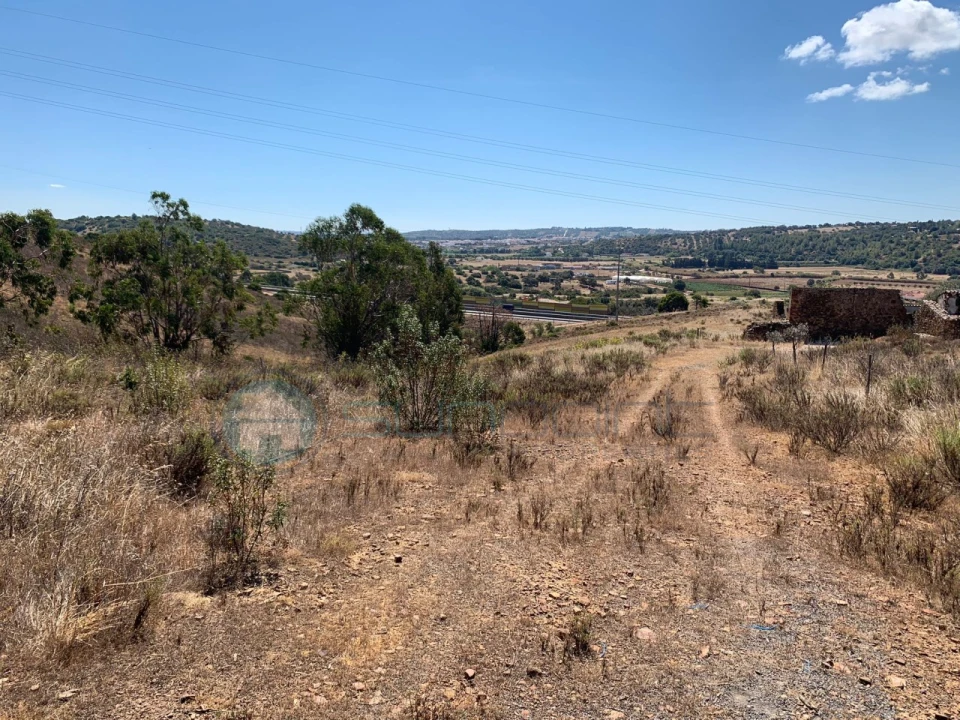 Terreno Misto para Venda em Odiaxere Foto 8